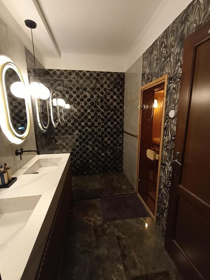 Cloud Apartment Gozsdu Budapest Eksteriør billede