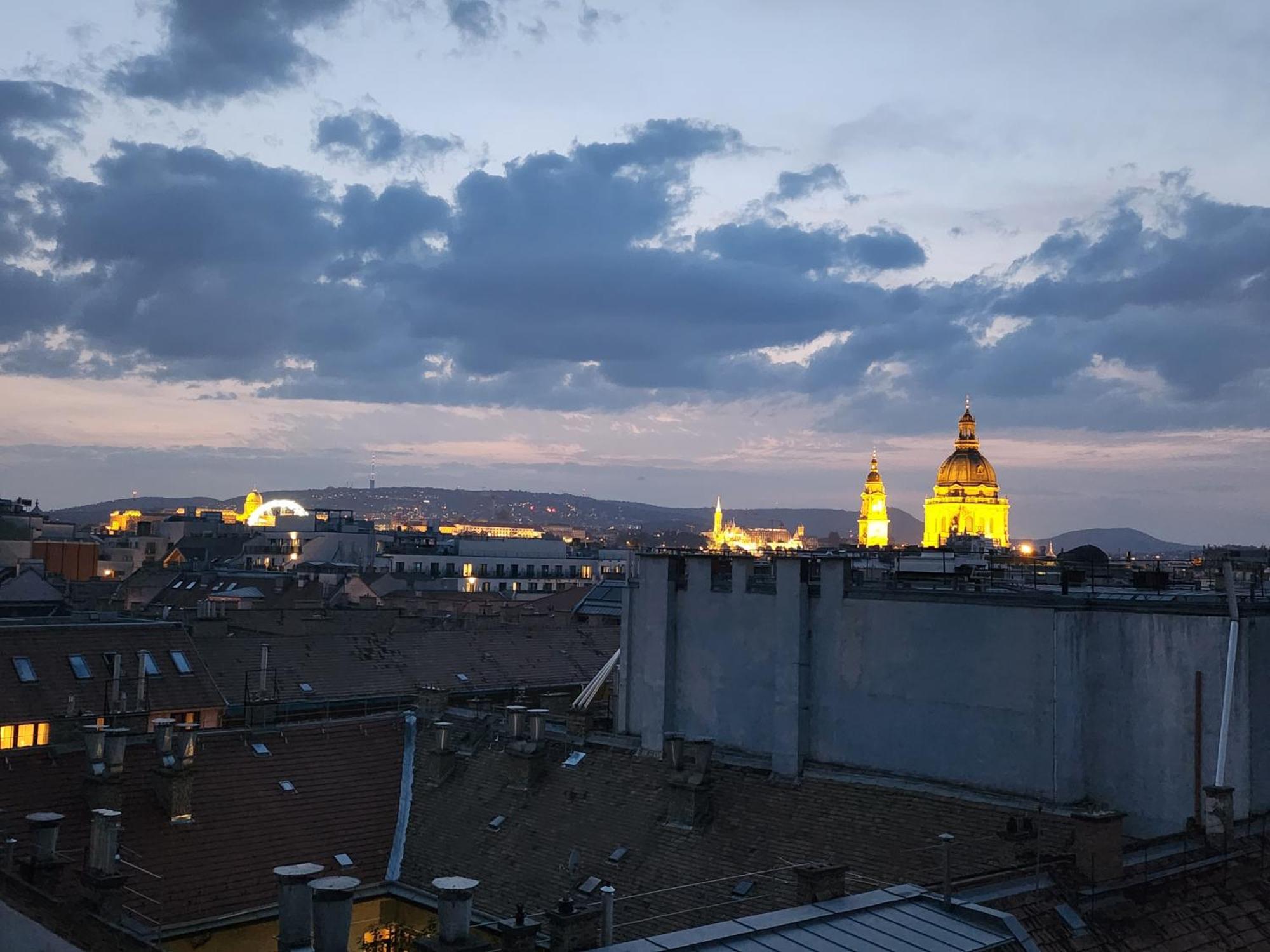 Cloud Apartment Gozsdu Budapest Eksteriør billede